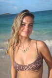 COLLIER HIBISCUS