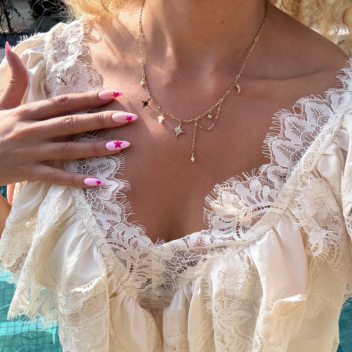 COLLIER MOANA