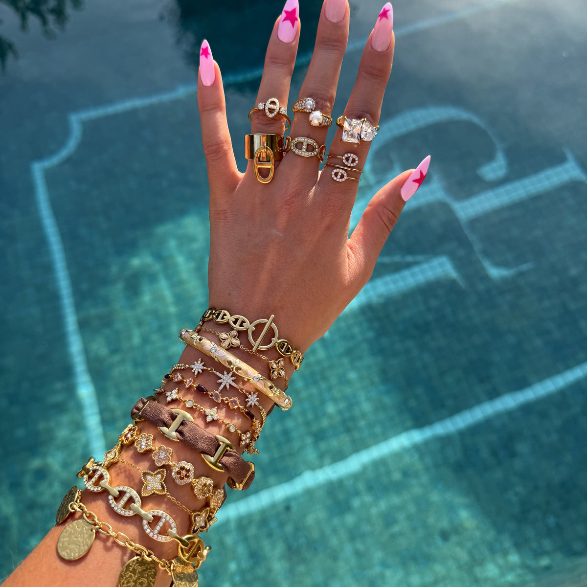 COLLIER CLARYS