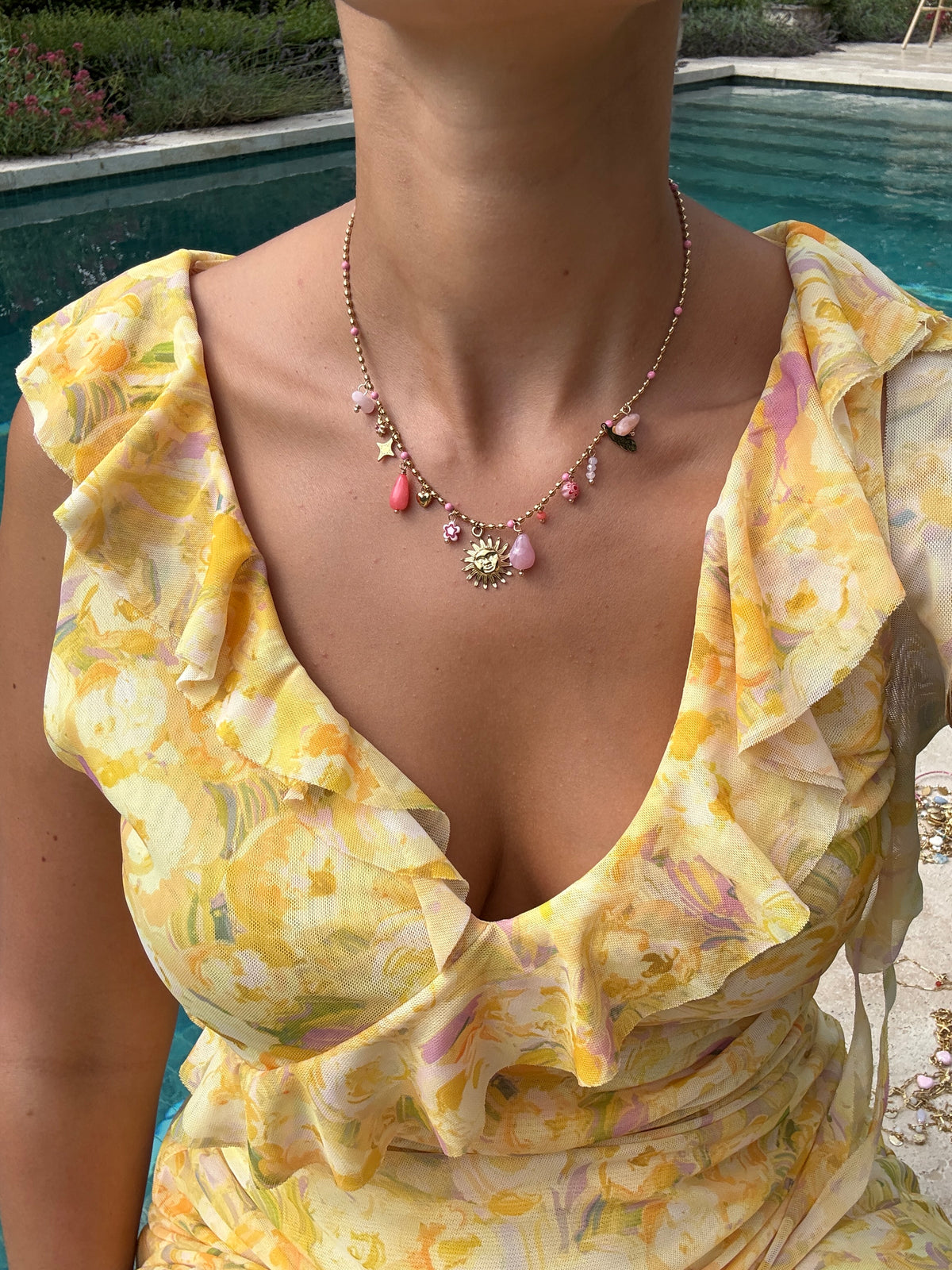 COLLIER ANASTASIA ROSE