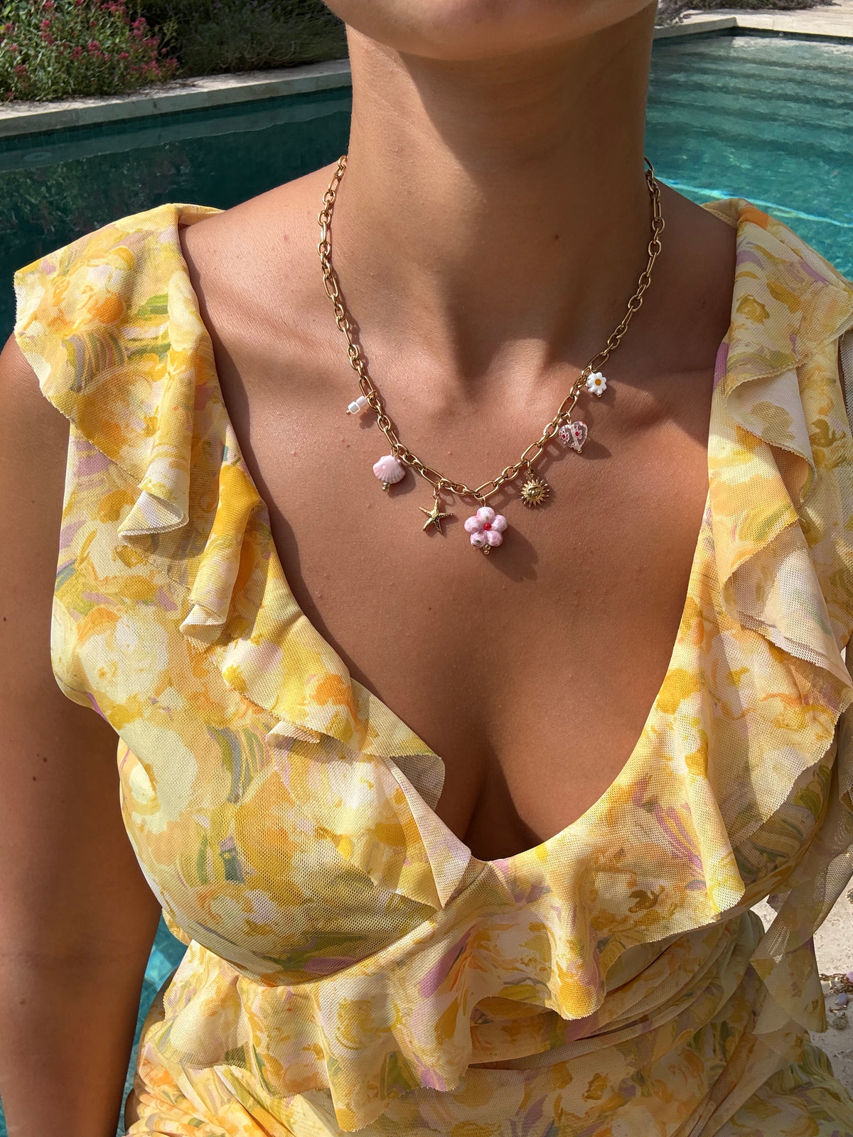COLLIER SARAH ROSE