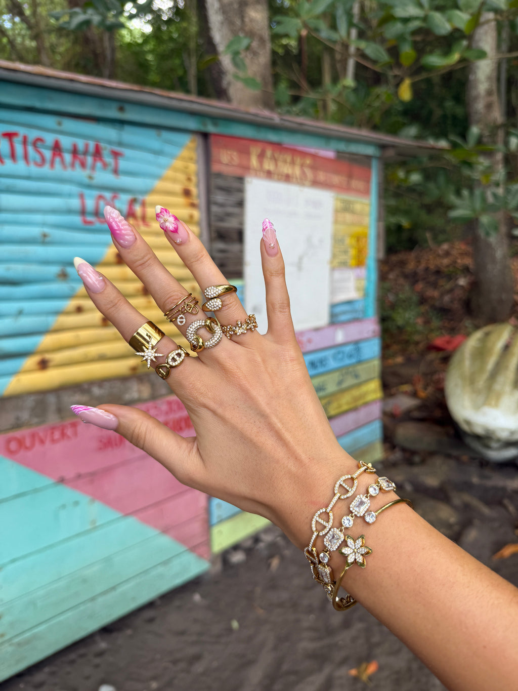 BAGUE OYANA