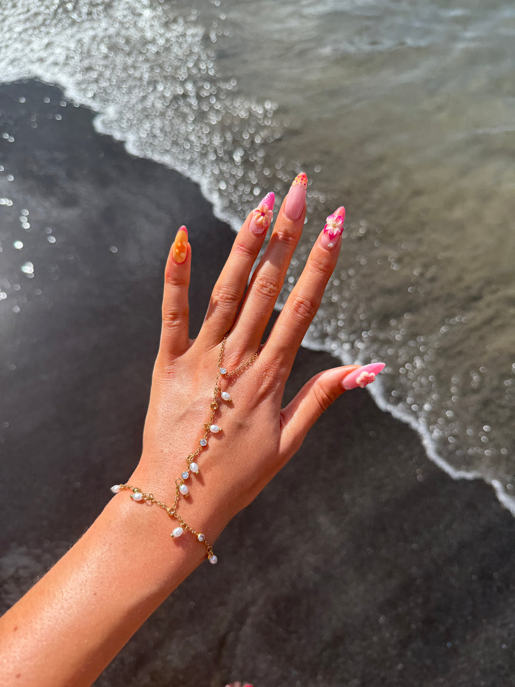 CHAINE DE MAIN COQUILLAGE