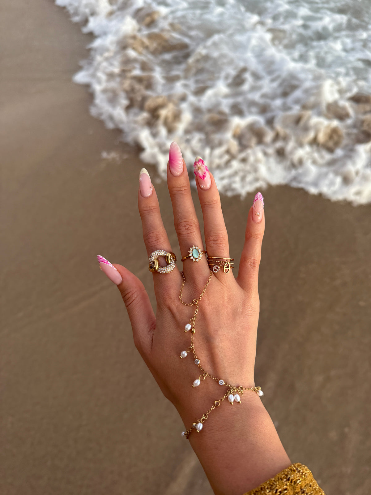 CHAINE DE MAIN COQUILLAGE