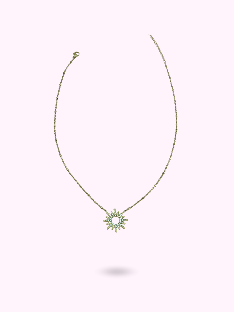 COLLIER NISIA