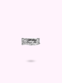 BAGUE MARTELÉ